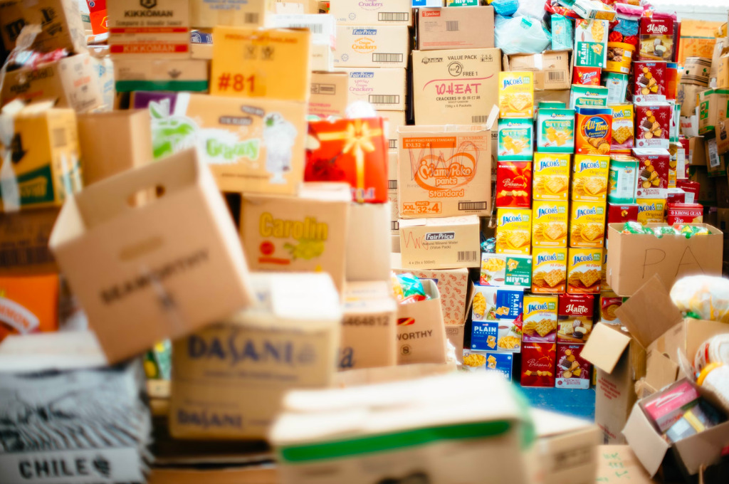 Essen spenden in Hamburg, Kisten mit Essen