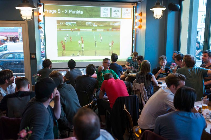 Fußballquiz im Galopper des Jahres in der Schanze