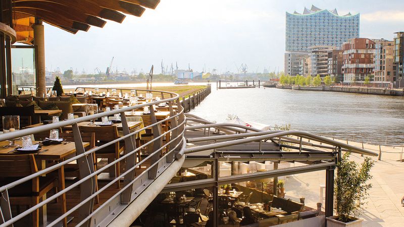 Coast Enoteca Terrasse HafenCity