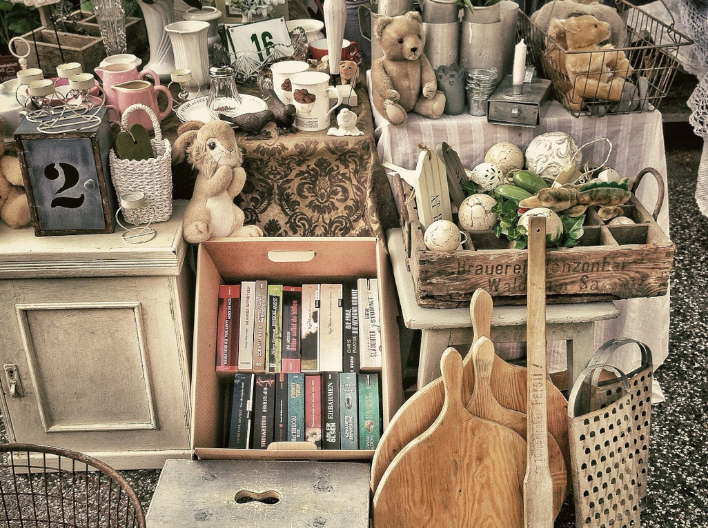 Flohmärkte in Hamburg. Verkaufsstand.