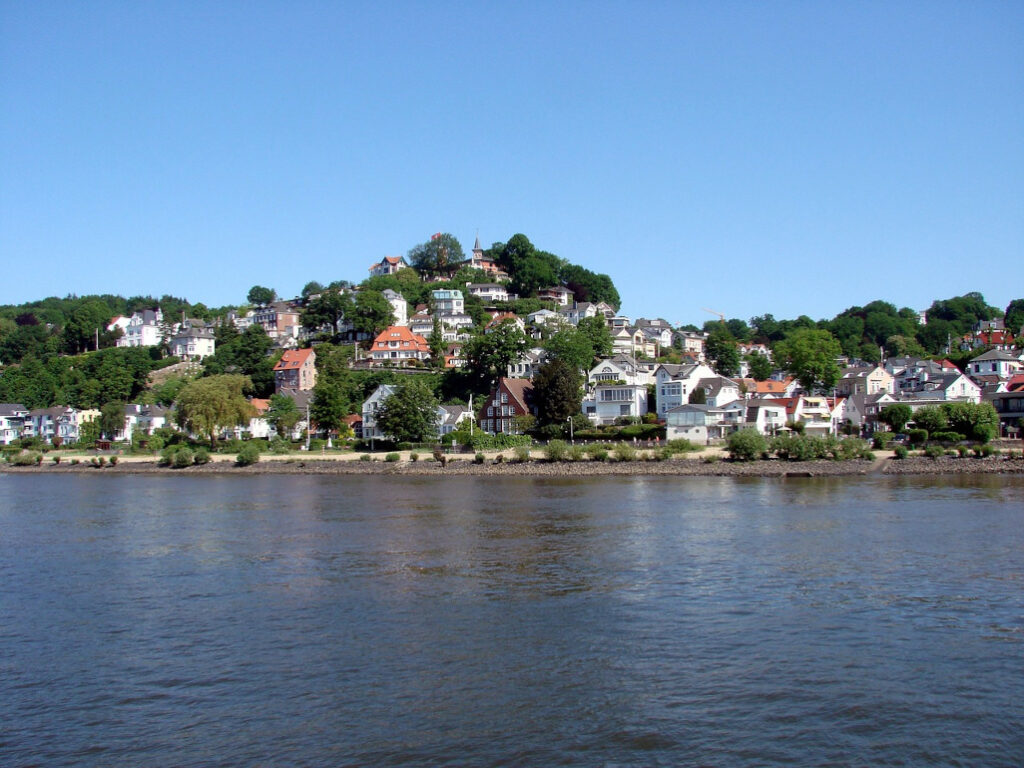 Umzug nach Hamburg. Elbe