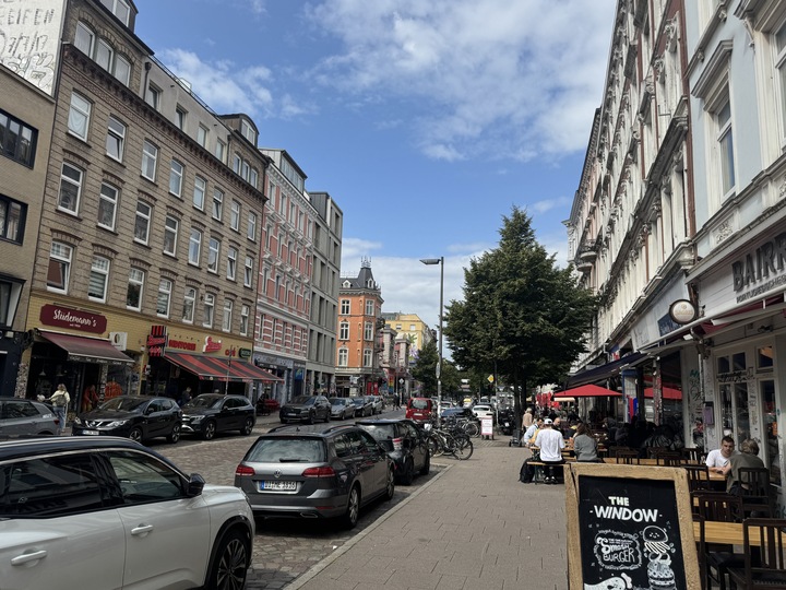 Restauranst im Schanzenviertel: Straße in der Schanze