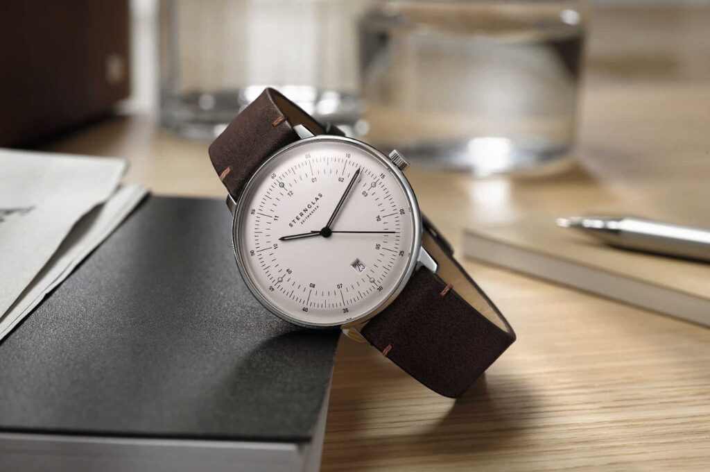 Weihnachtsgeschenke aus Hamburg: Eine uhr von Sternglas