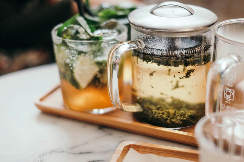 Teeläden in Hamburg, Tee in einer Kanne