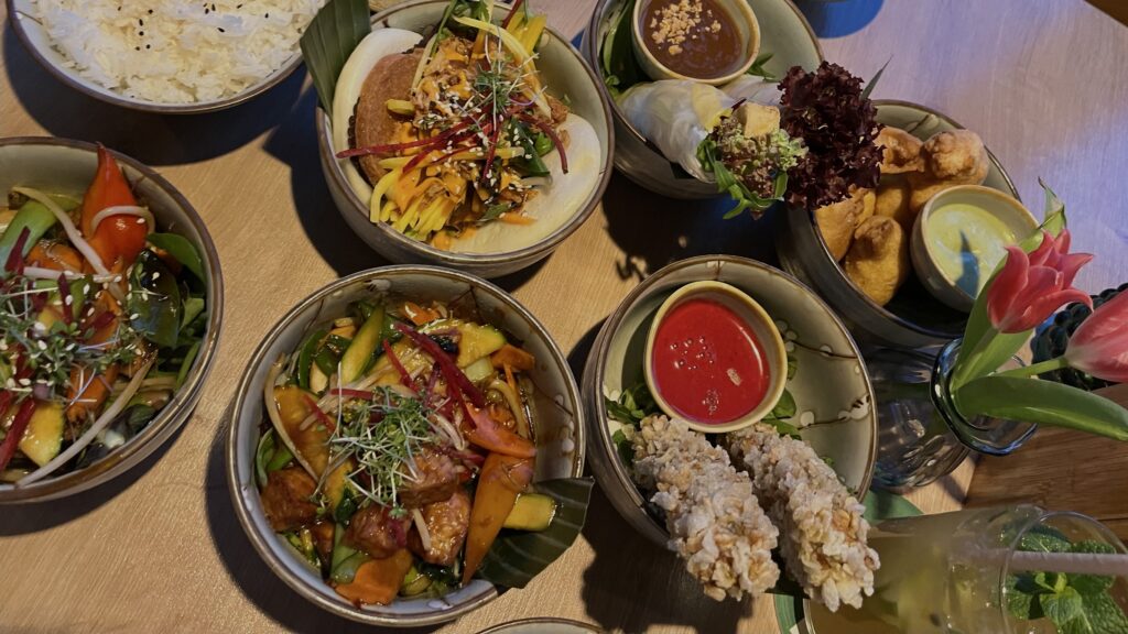 Vegane Restaurants in Hamburg: Speisen bei Bodhi Vegan Living
