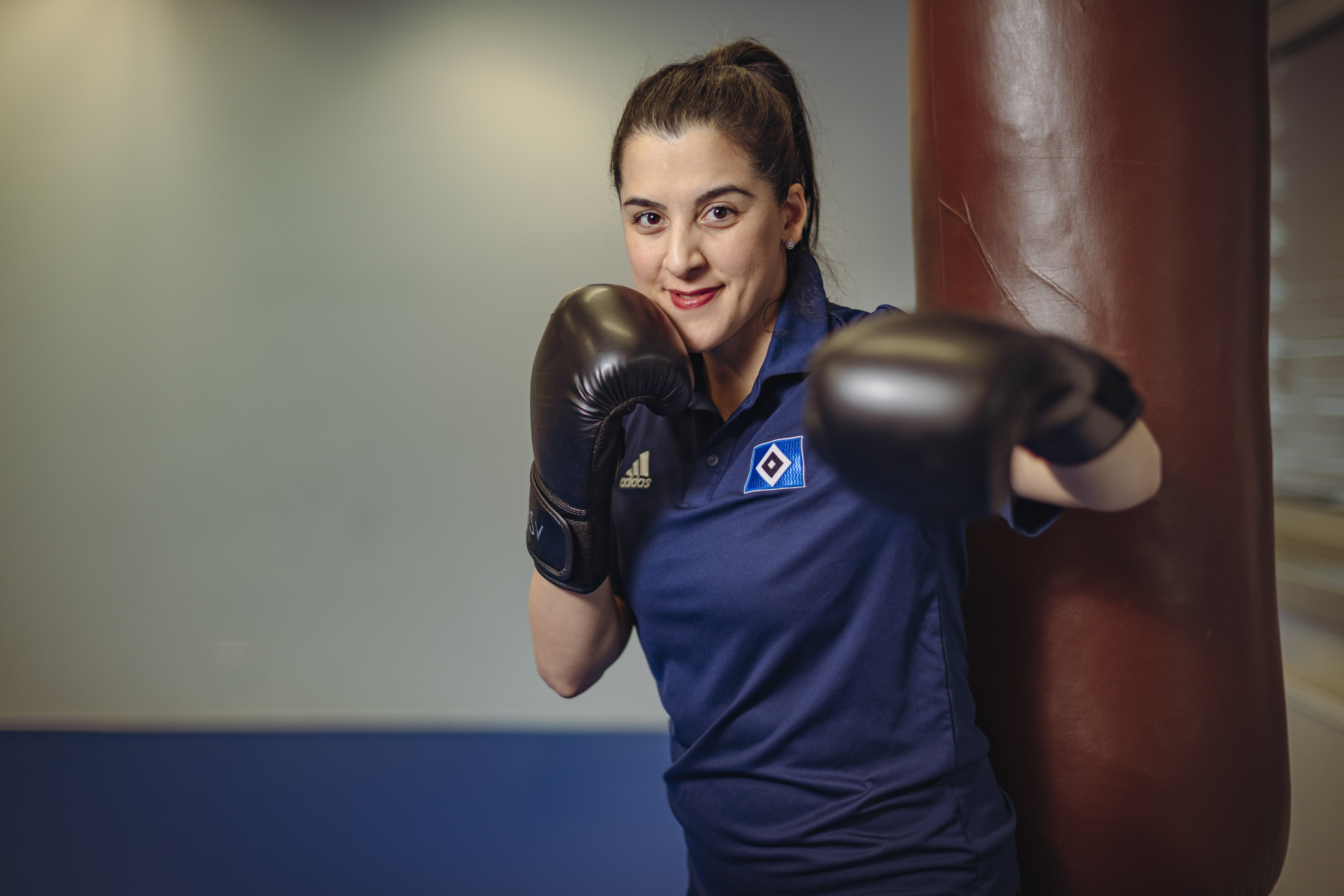 Bessermacher: Boxerin Dilar